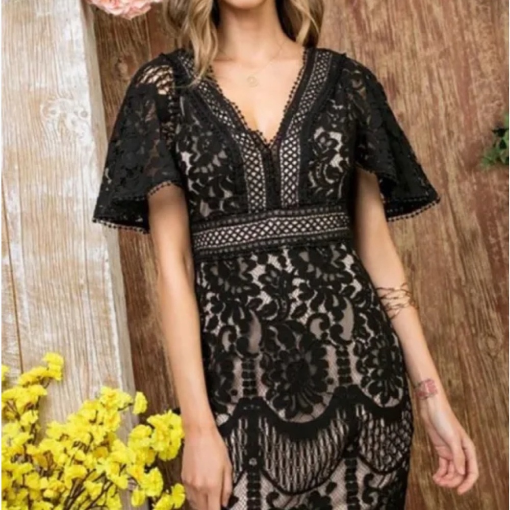 Elegant Black Lace Dress size S